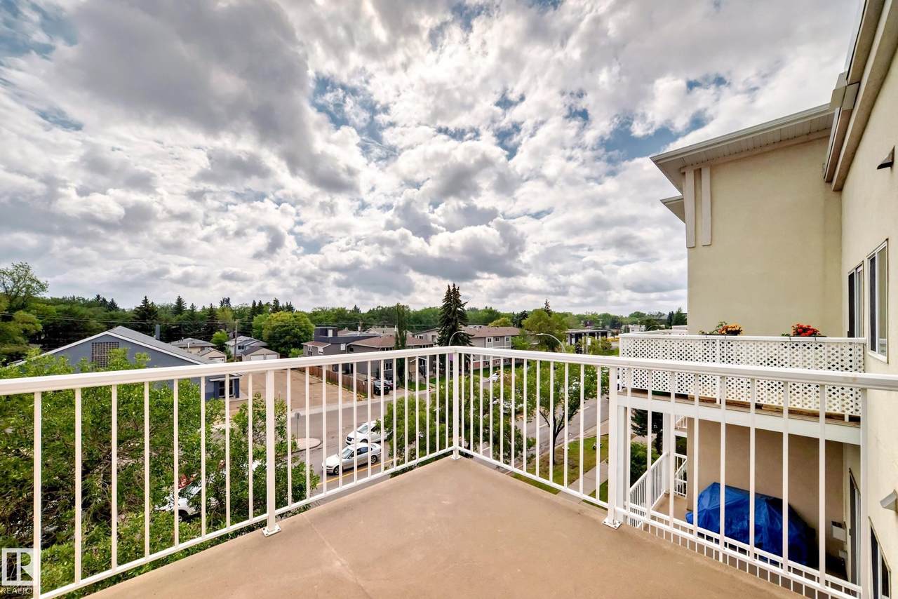 8528 82 Avenue - Photo 1