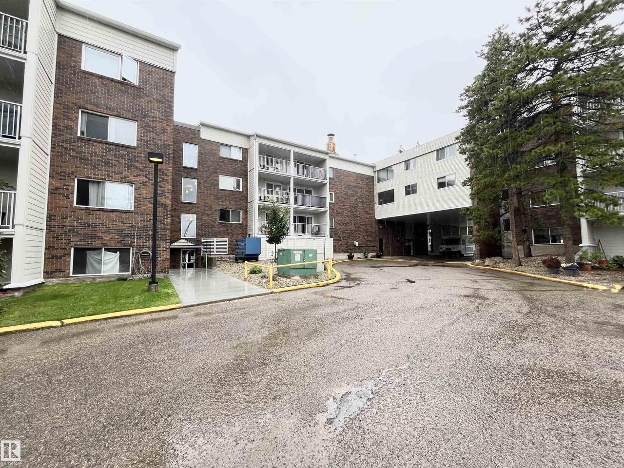 4404 122 Street - Photo 1