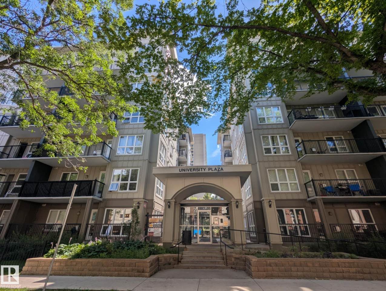 11109 84 Avenue - Photo 1