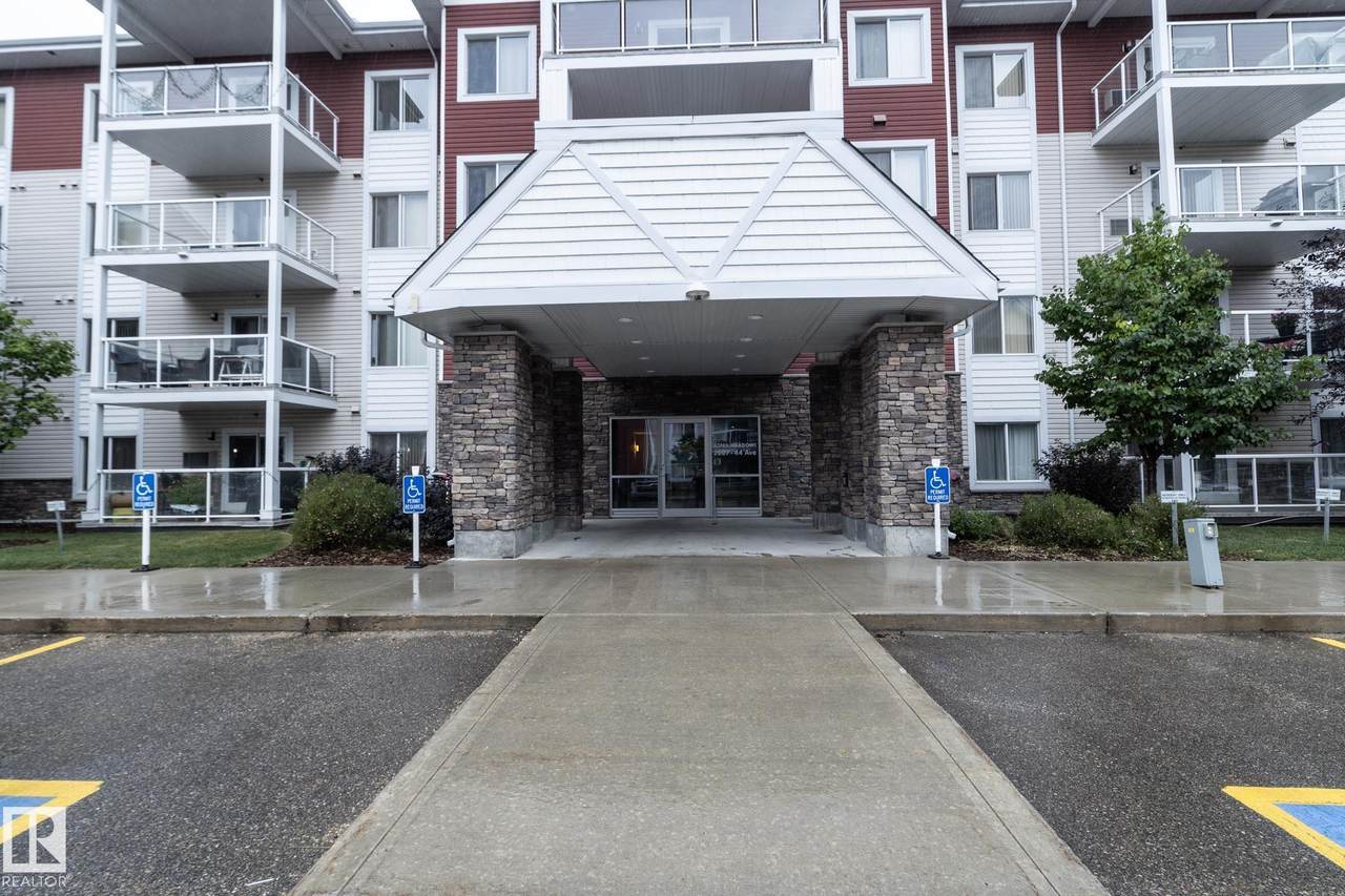 2207 44 Avenue - Photo 1