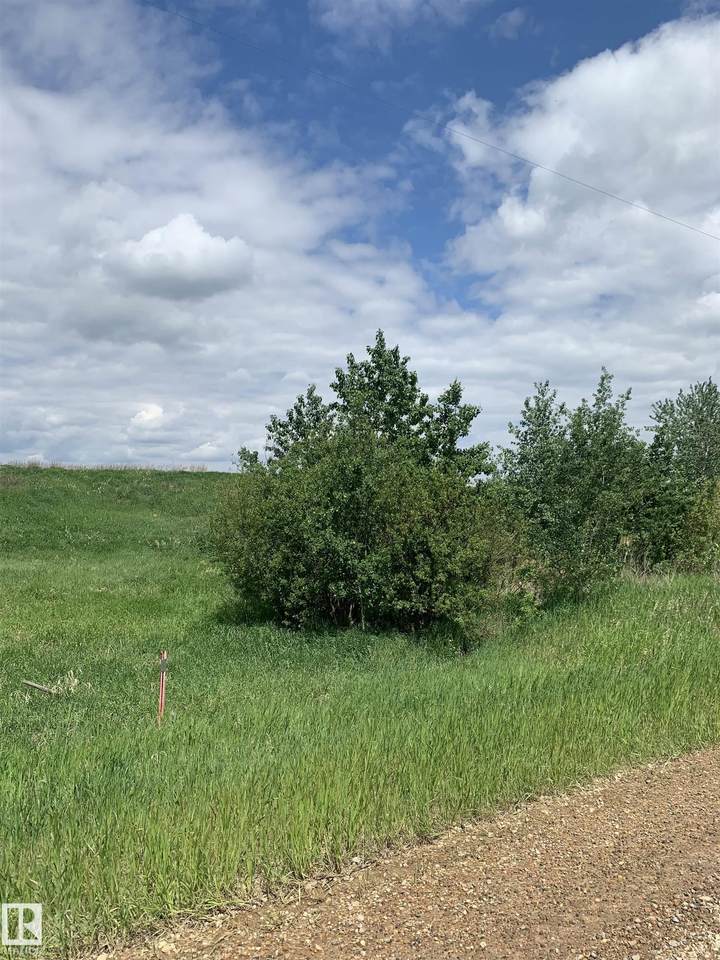 https://bt-photos.global.ssl.fastly.net/alberta/1280_boomver_1_E4453626-2.jpg