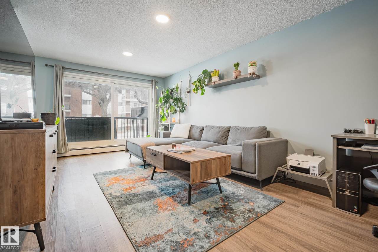 207 10149 83 Avenue - Photo 1