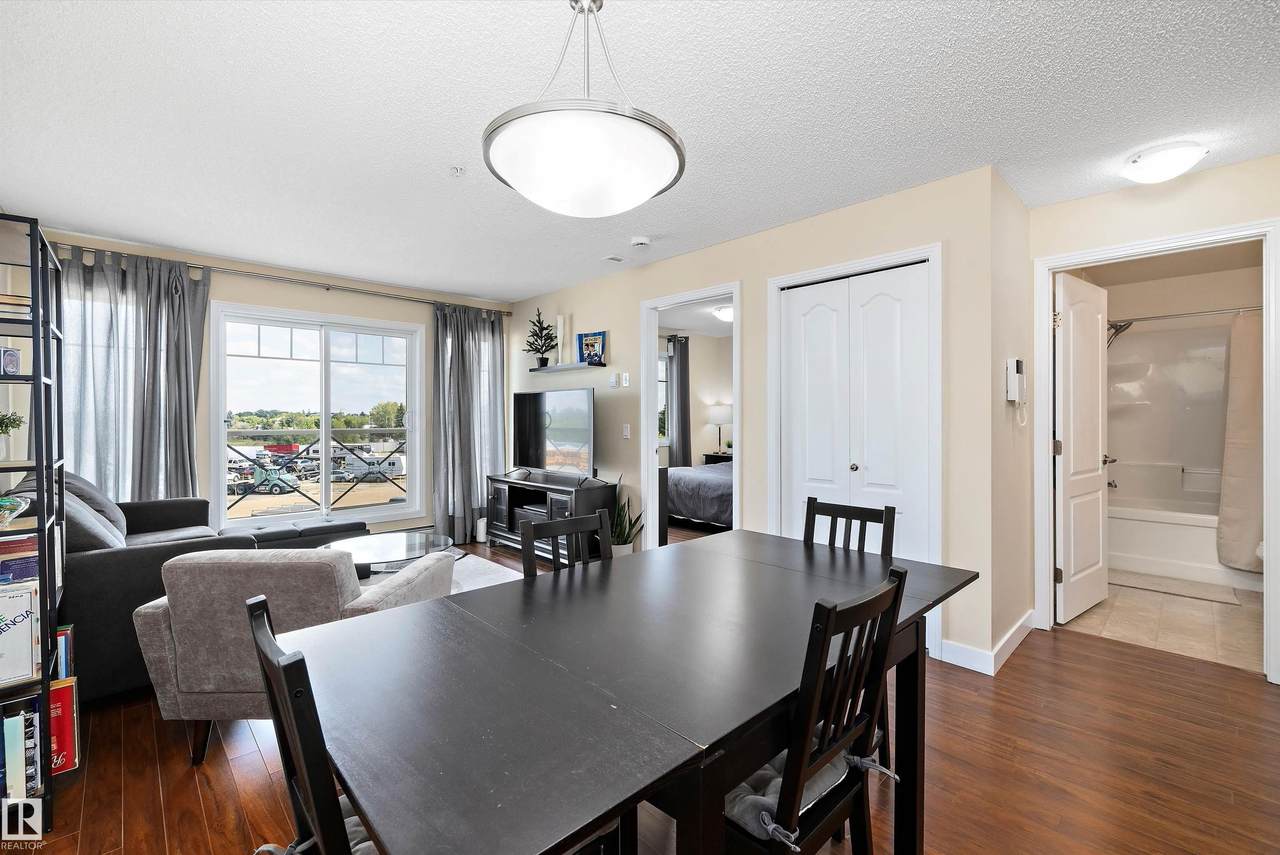 12650 142 Avenue - Photo 1