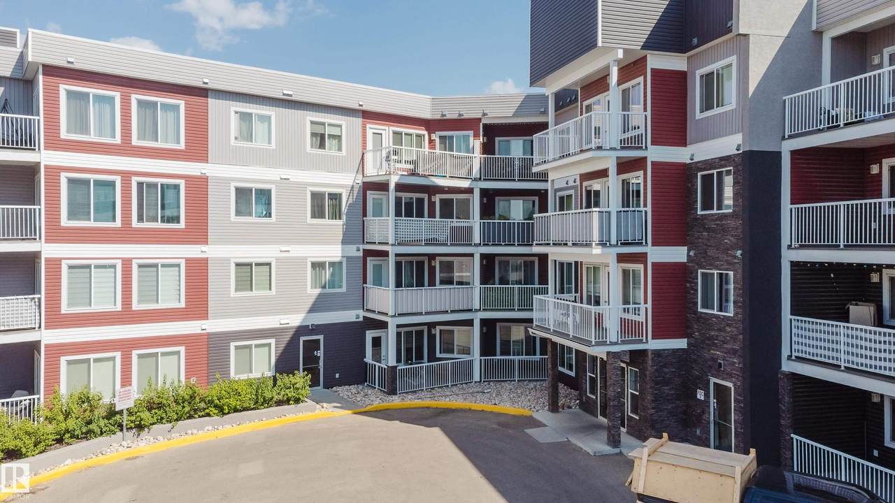 1818 Rutherford Road - Photo 1