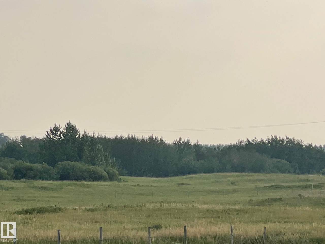 https://bt-photos.global.ssl.fastly.net/alberta/orig_boomver_1_E4456739-2.jpg