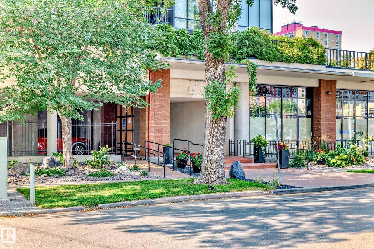 10028 119 Street - Photo 1