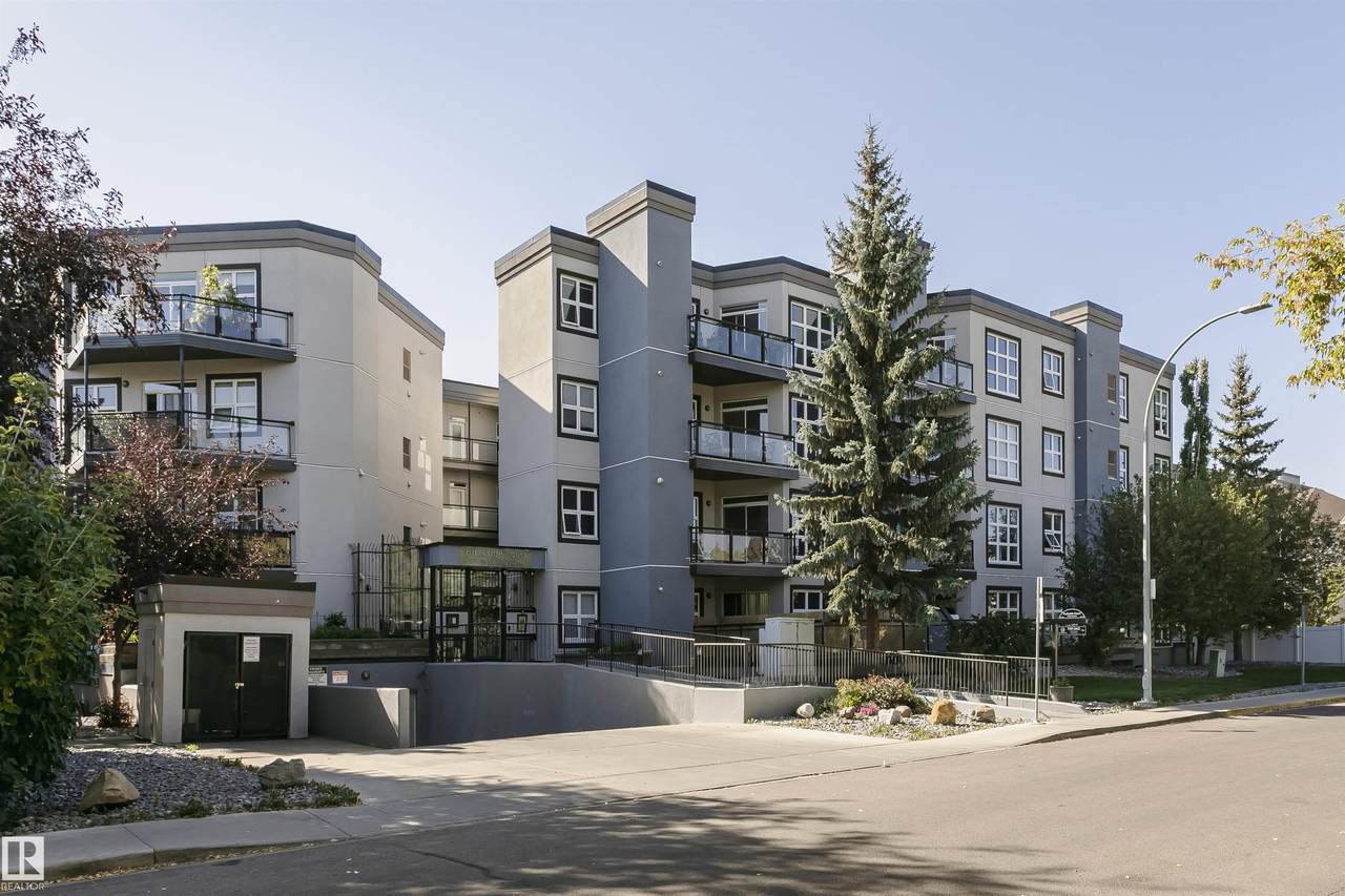 11933 106 Avenue - Photo 1