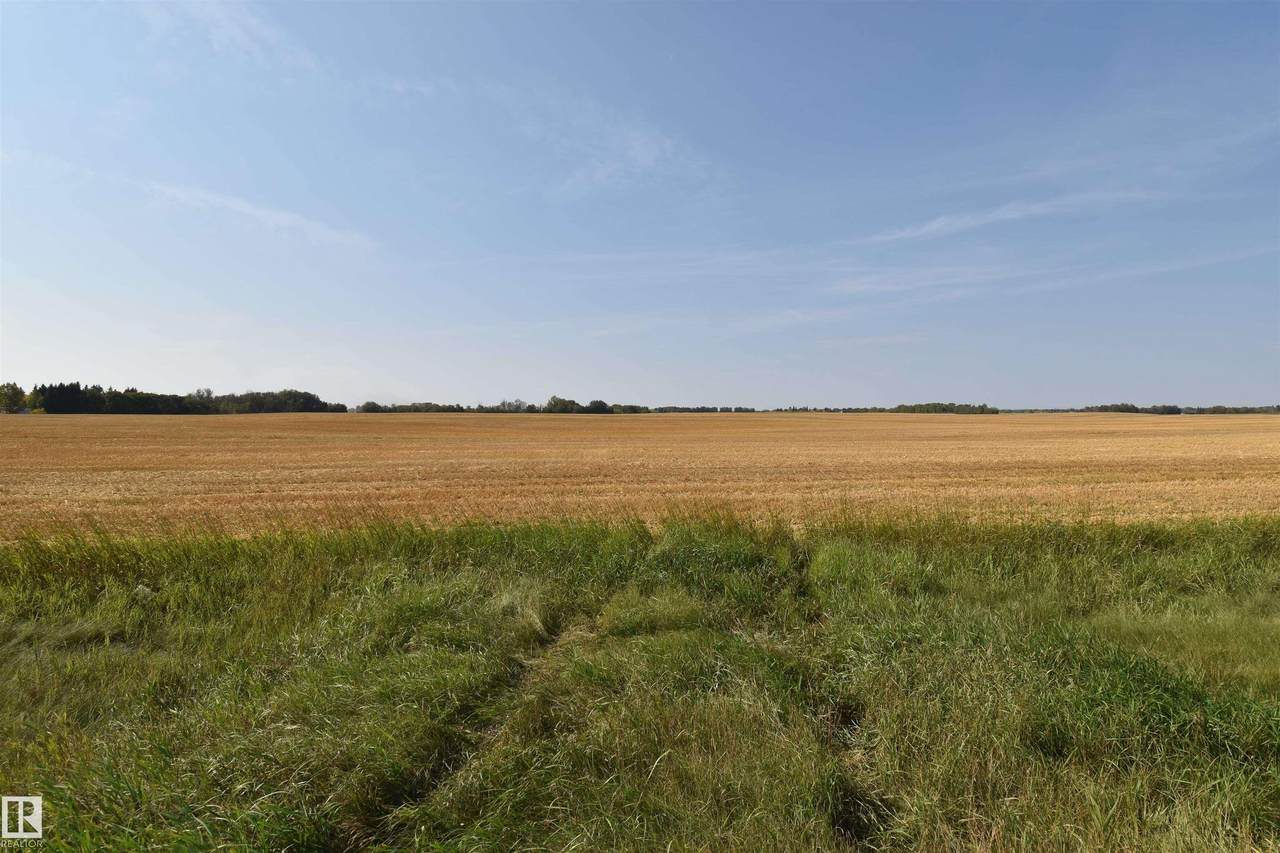 Rge Rd 275 Twp Rd 523 - Photo 1