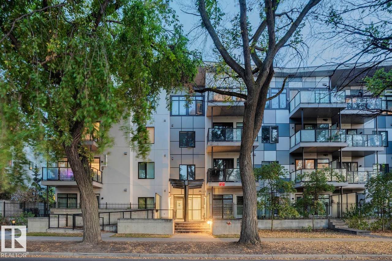 10837 83 Avenue - Photo 1