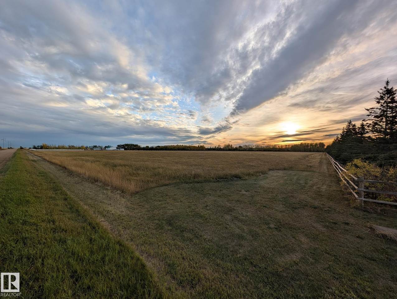 https://bt-photos.global.ssl.fastly.net/alberta/1280_boomver_1_E4459234-2.jpg