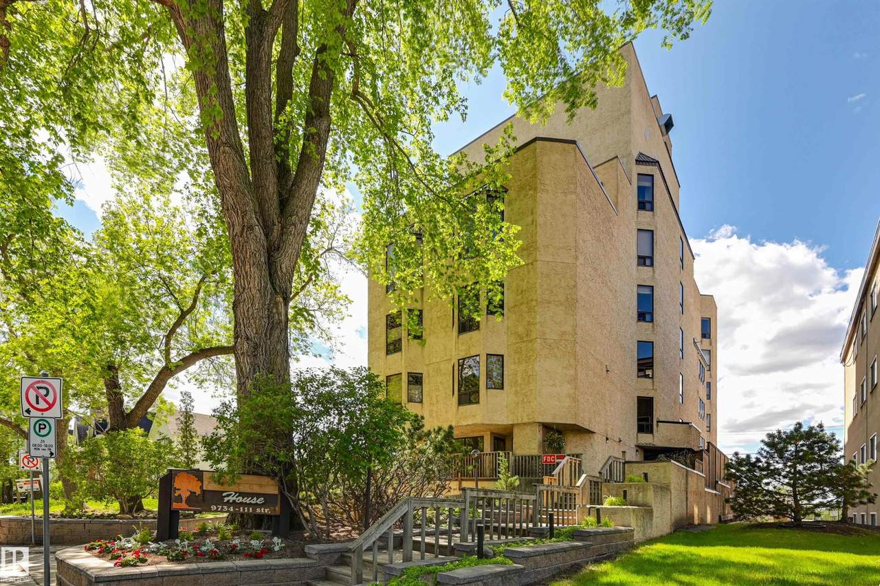 9734 111 Street - Photo 1