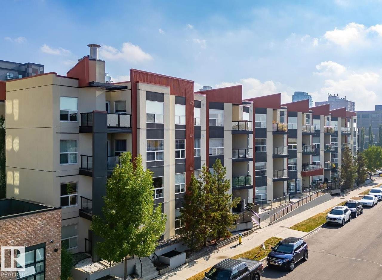 10523 123 Street - Photo 1