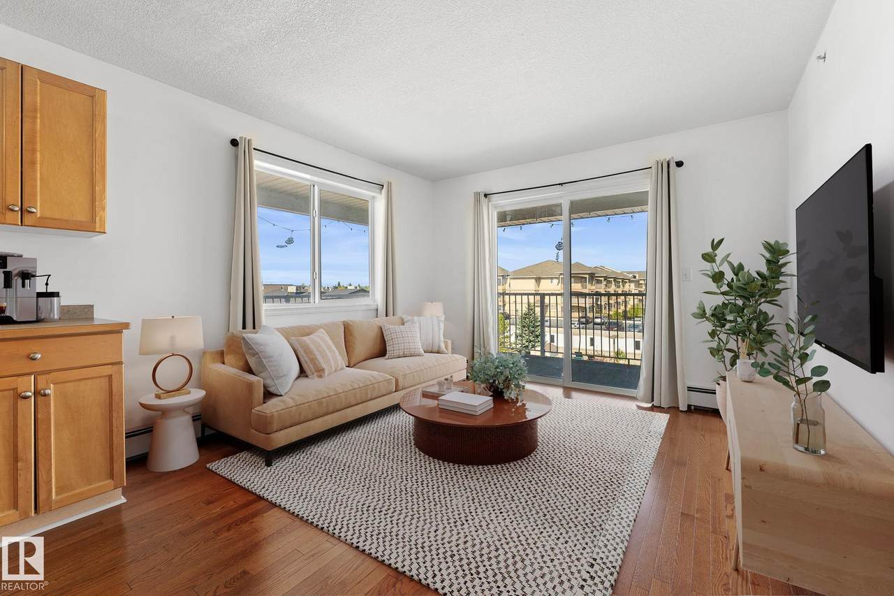 12550 140 Avenue - Photo 1