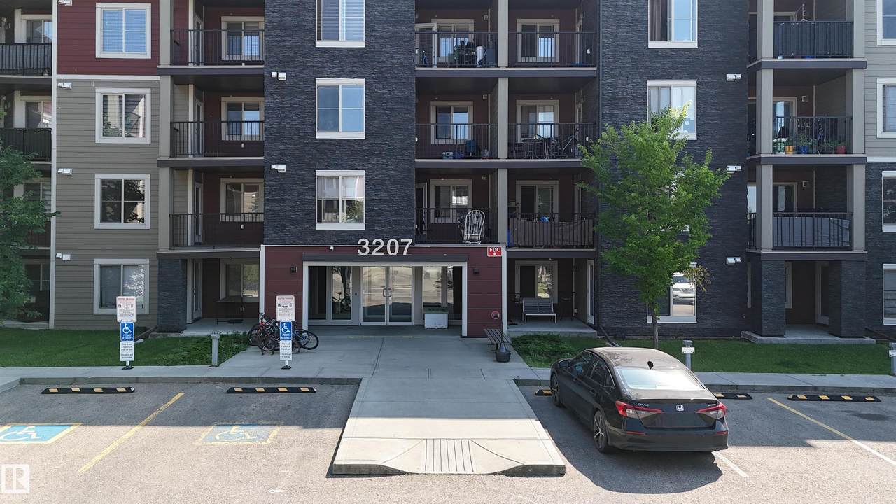 3207 James Mowatt Trail - Photo 1