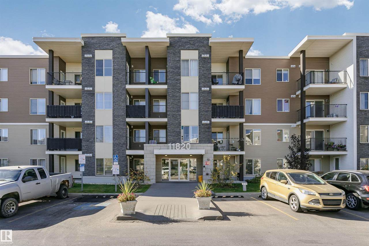 11820 22 Avenue - Photo 1