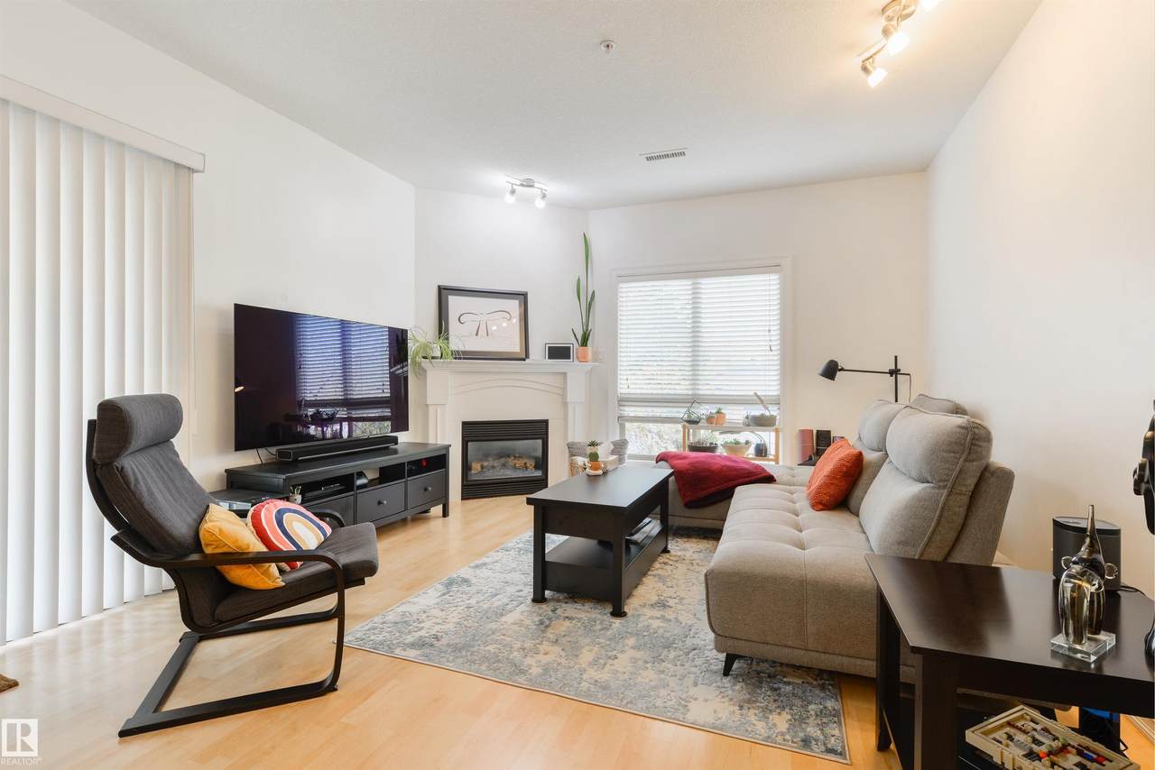 10630 78 Avenue - Photo 1