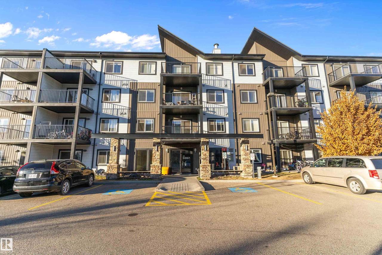 3357 16A Avenue - Photo 1