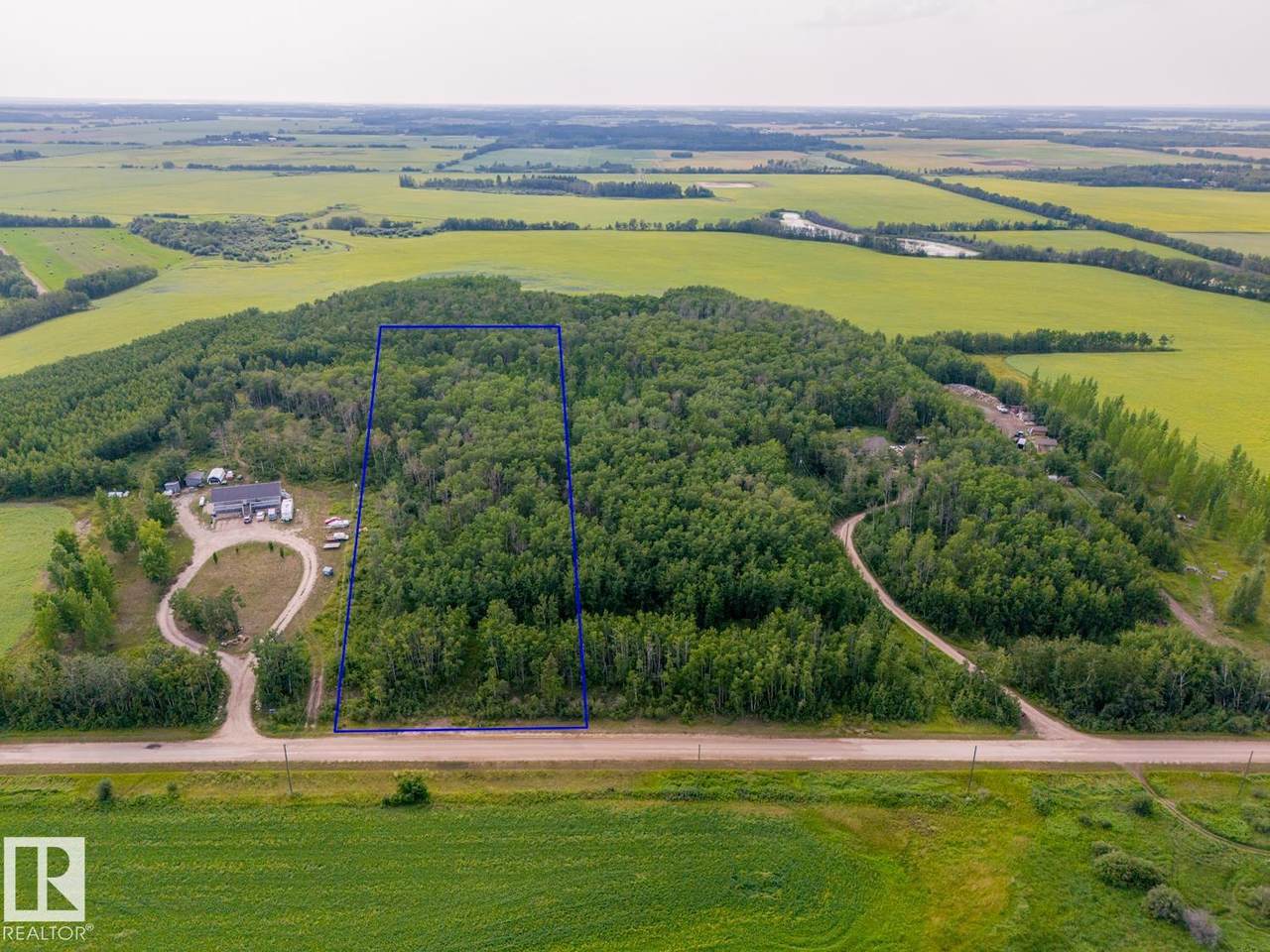 61522B Range Road 434 - Photo 1