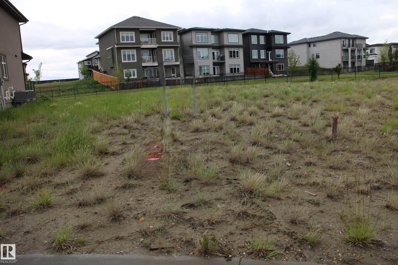 3044 59 Avenue - Photo 1