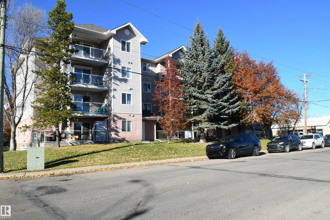 5102 49 Avenue - Photo 1