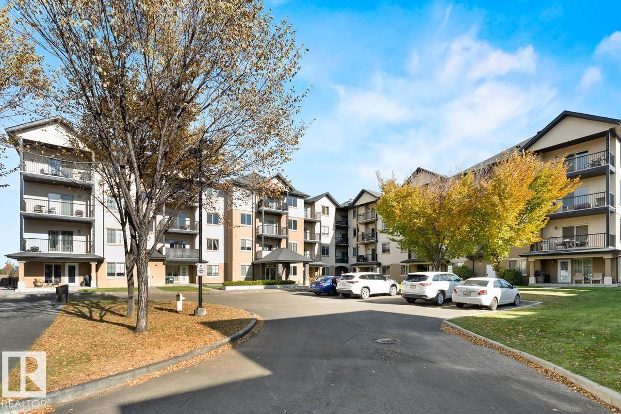 10520 56 Avenue - Photo 1