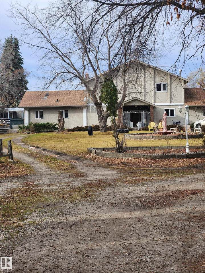 54522A Ste. Anne Trail - Photo 1