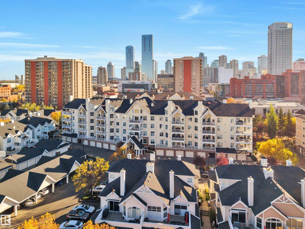 10221 111 Street - Photo 1