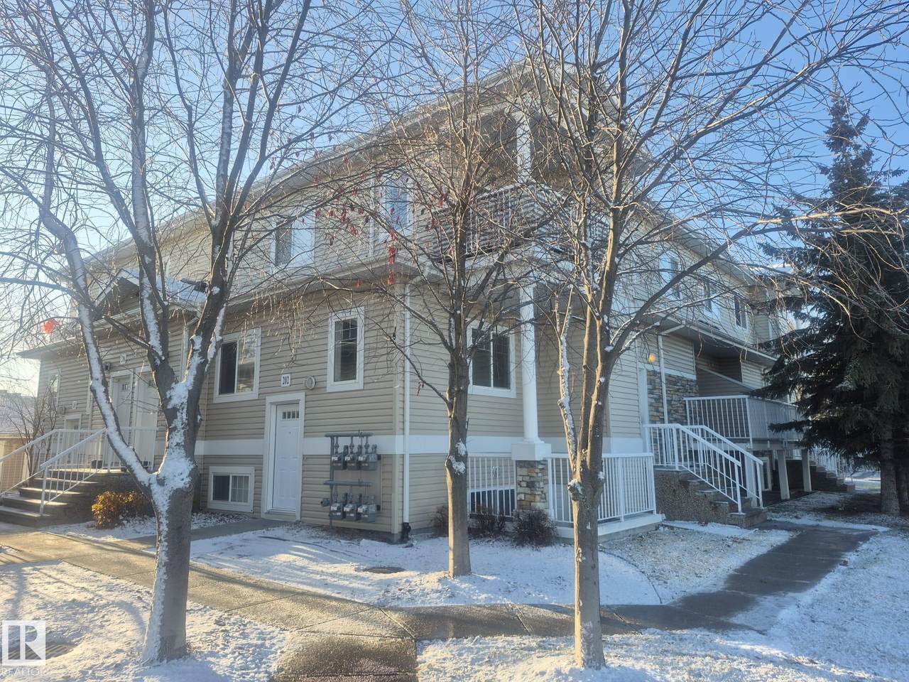 164 Bridgeport Boulevard - Photo 1