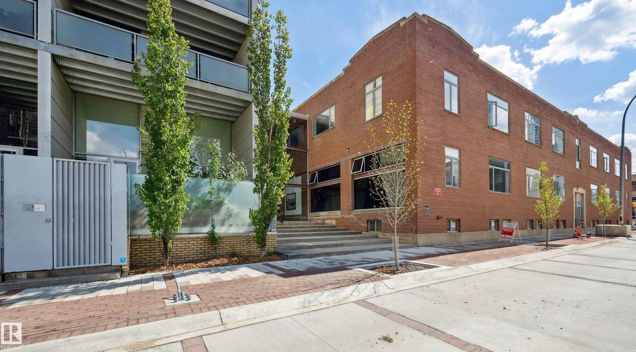 10309 107 Street - Photo 1