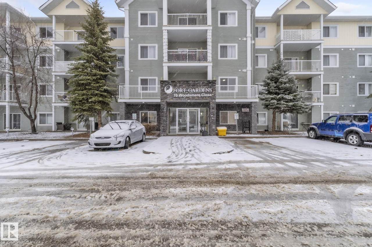 70 Woodsmere Close - Photo 1