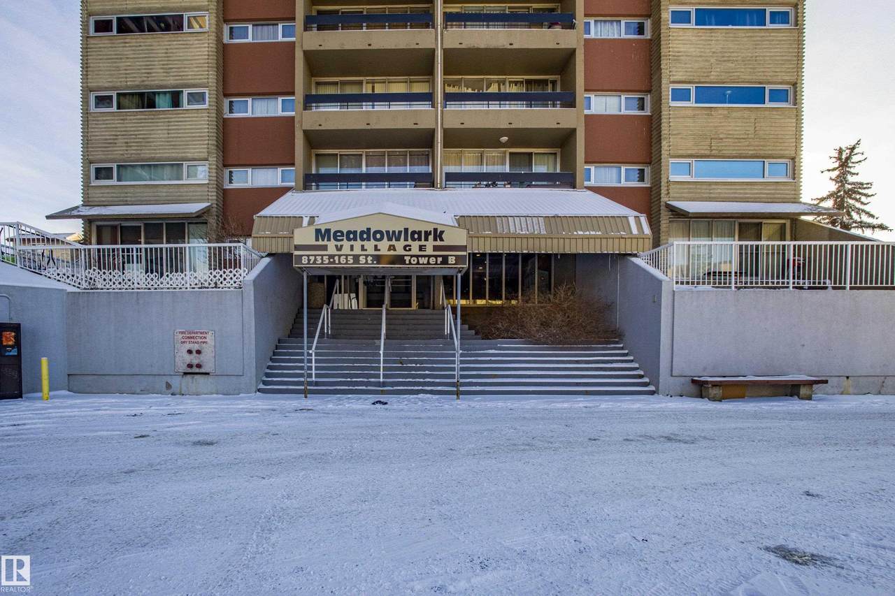 8735 165 Street - Photo 1