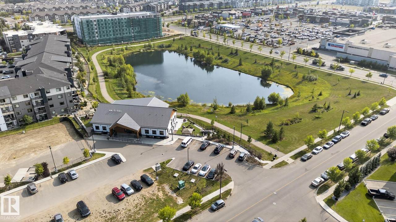 12035 22 Avenue - Photo 1