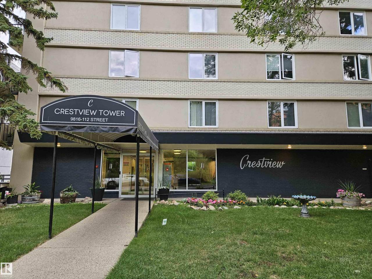 9816 112 Street - Photo 1