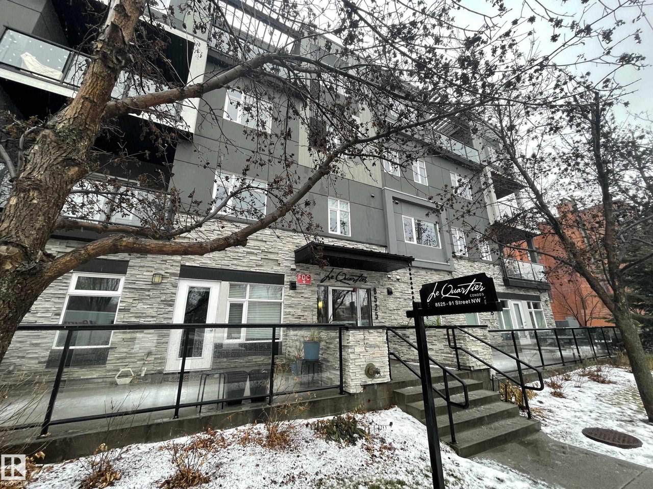 8525 91 Street - Photo 1