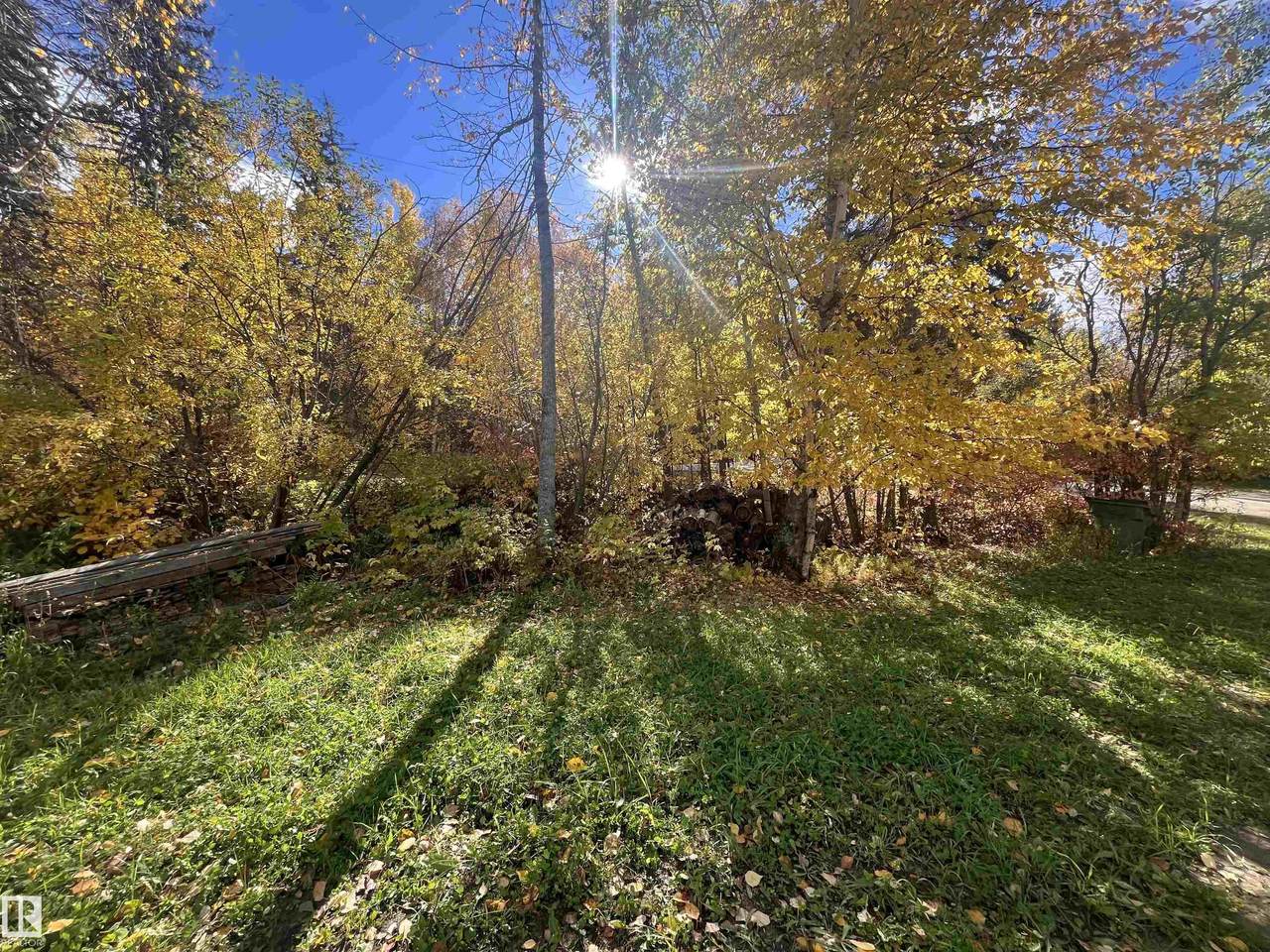 https://bt-photos.global.ssl.fastly.net/alberta/1280_boomver_1_E4468361-2.jpg