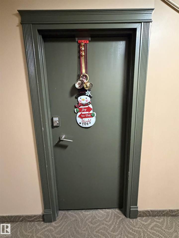 13910 Stony Plain Road - Photo 1