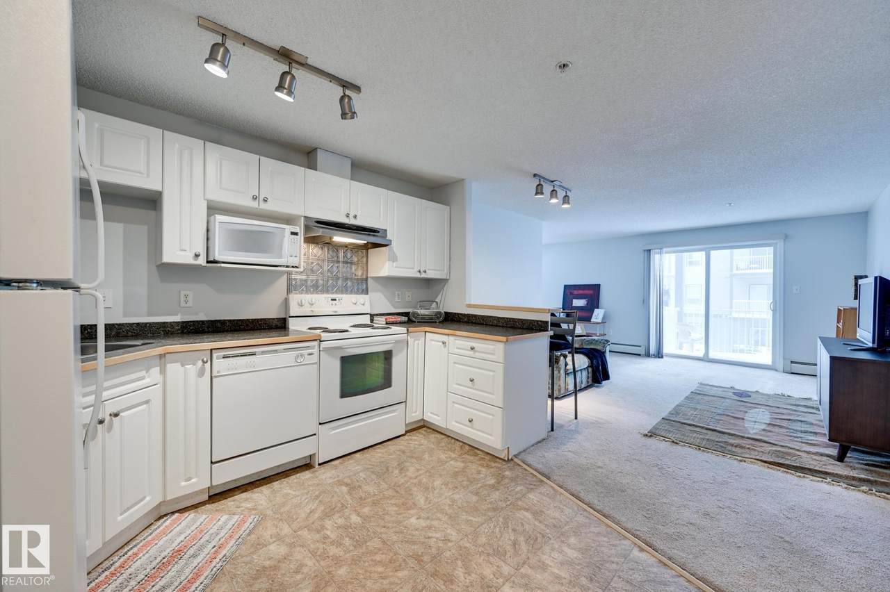 155 Edwards Drive - Photo 1