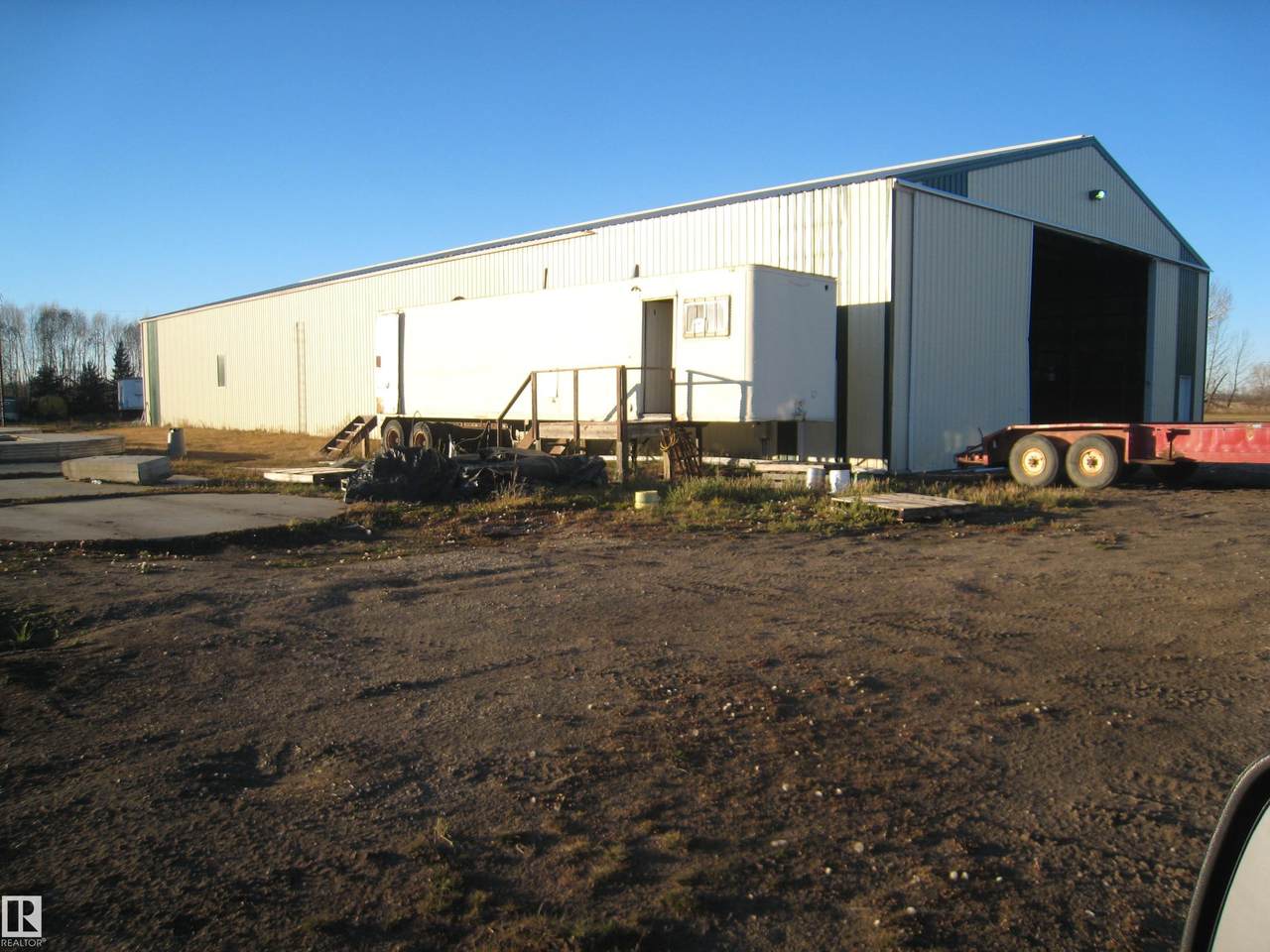 https://bt-photos.global.ssl.fastly.net/alberta/1280_boomver_1_E4468774-2.jpg