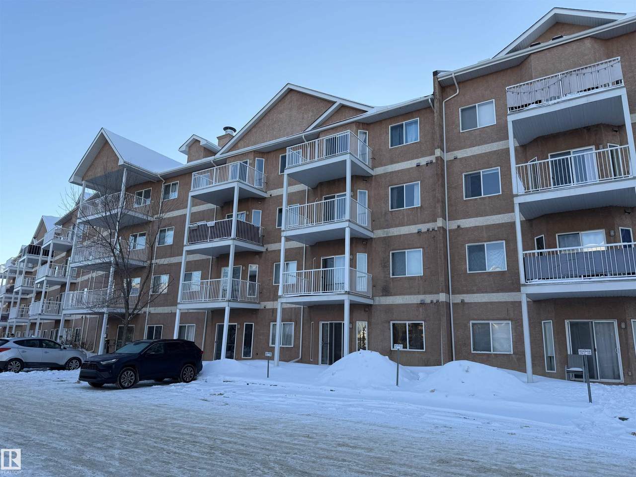 4304 139 Avenue - Photo 1