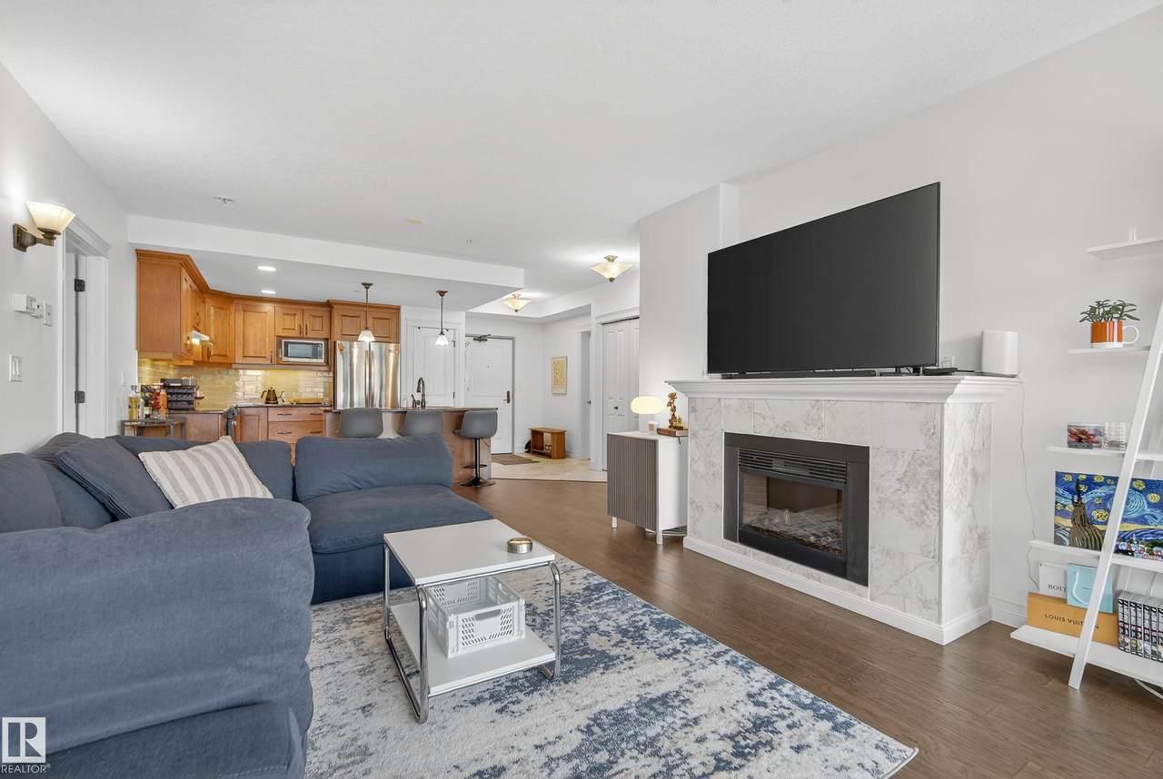 10142 111 Street - Photo 1