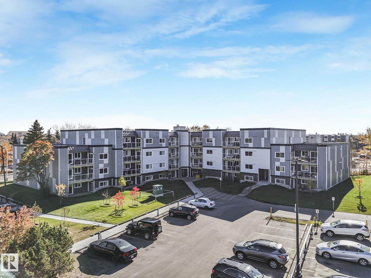 9504 182 Street - Photo 1