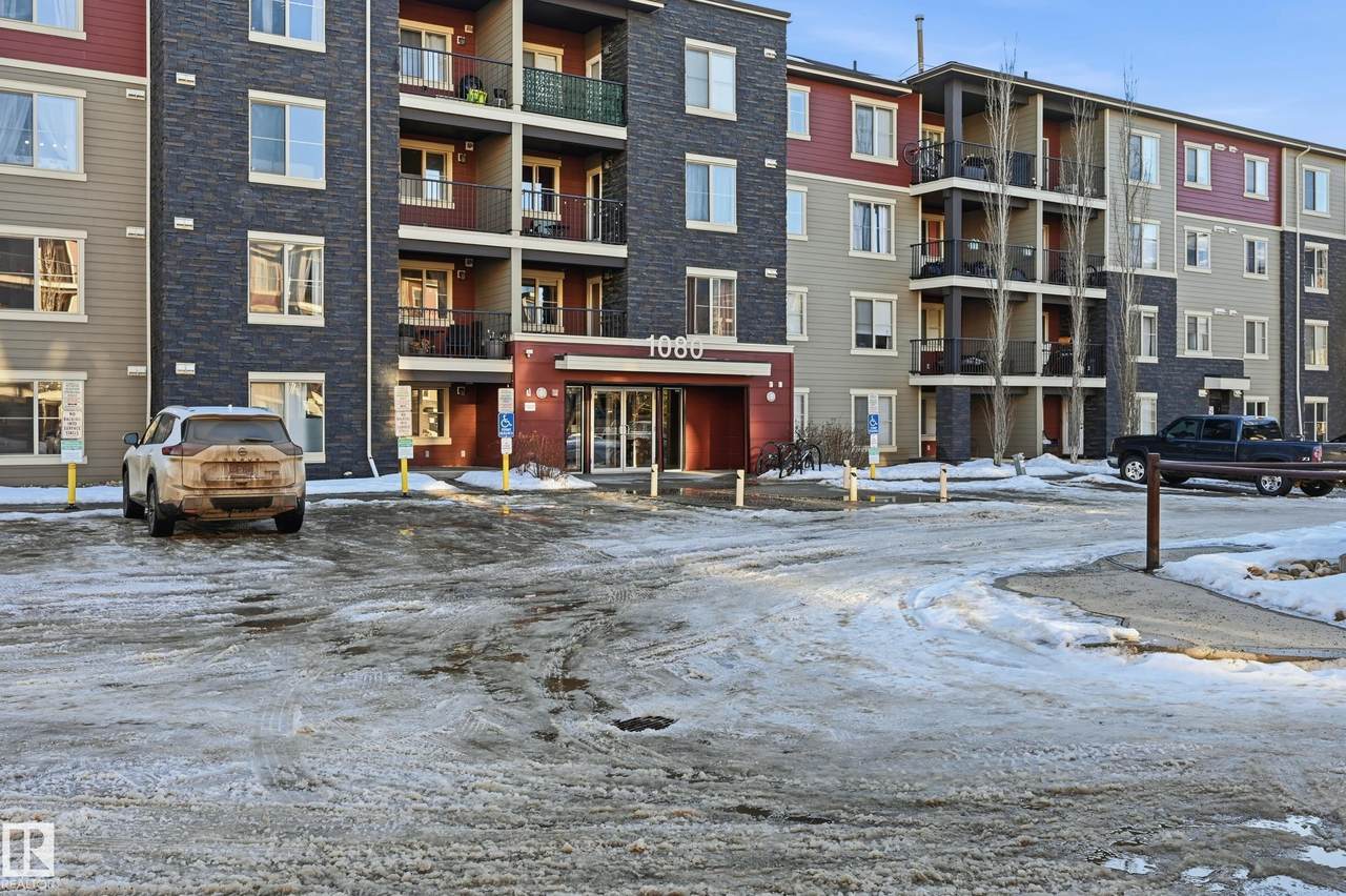 1080 Mcconachie Boulevard - Photo 1