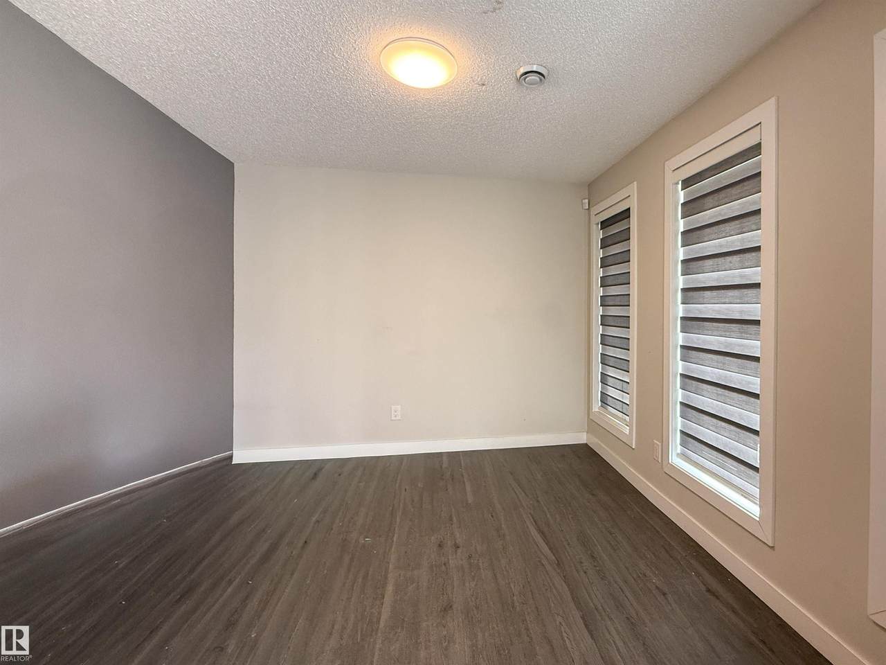 https://bt-photos.global.ssl.fastly.net/alberta/1280_boomver_1_E4471000-2.jpg
