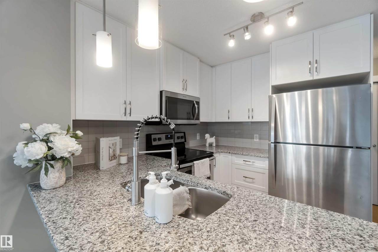 3670 139 Avenue - Photo 1