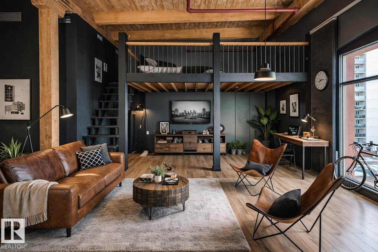 10301 109 Street - Photo 1