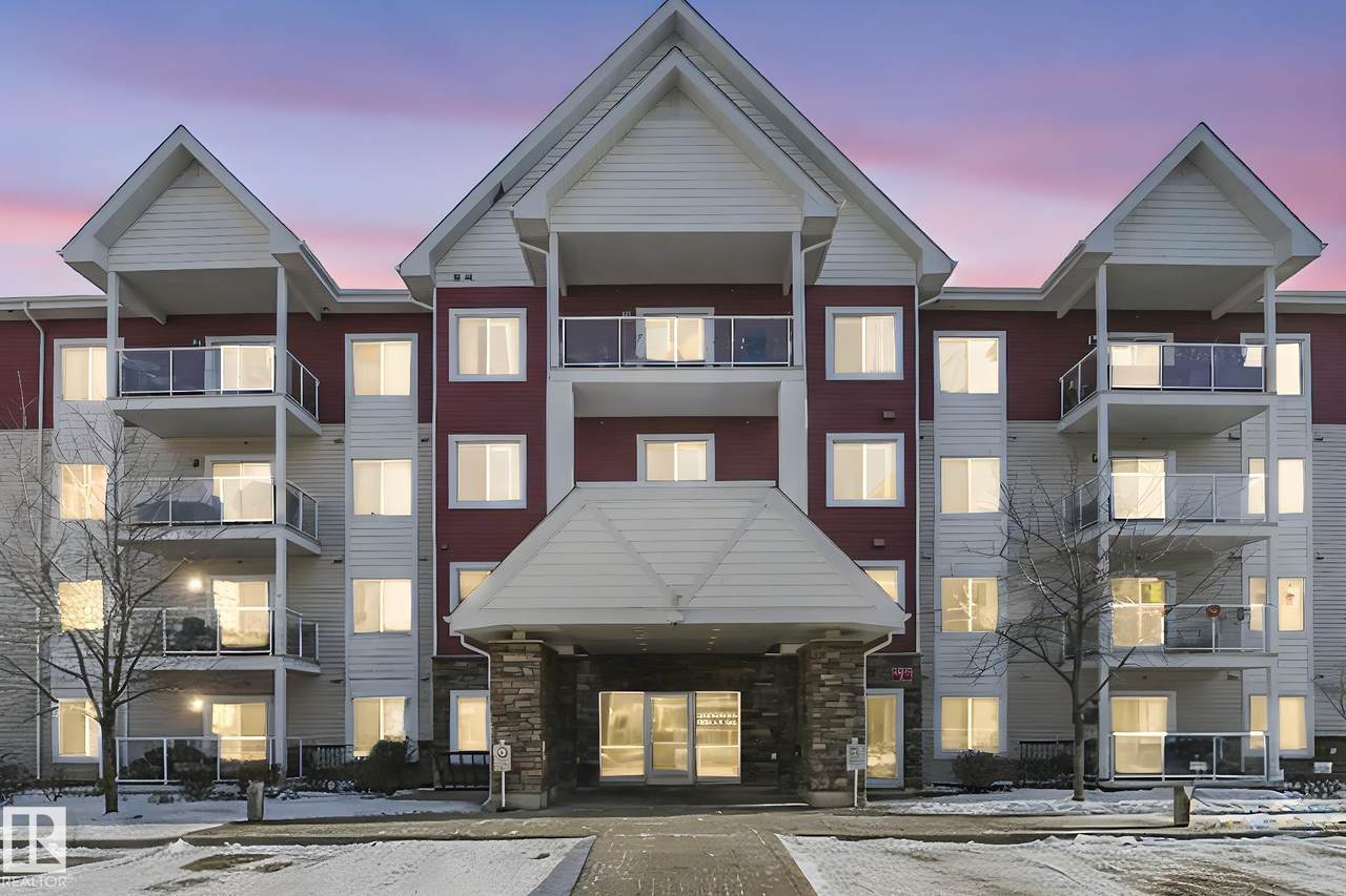 2203 44 Avenue - Photo 1