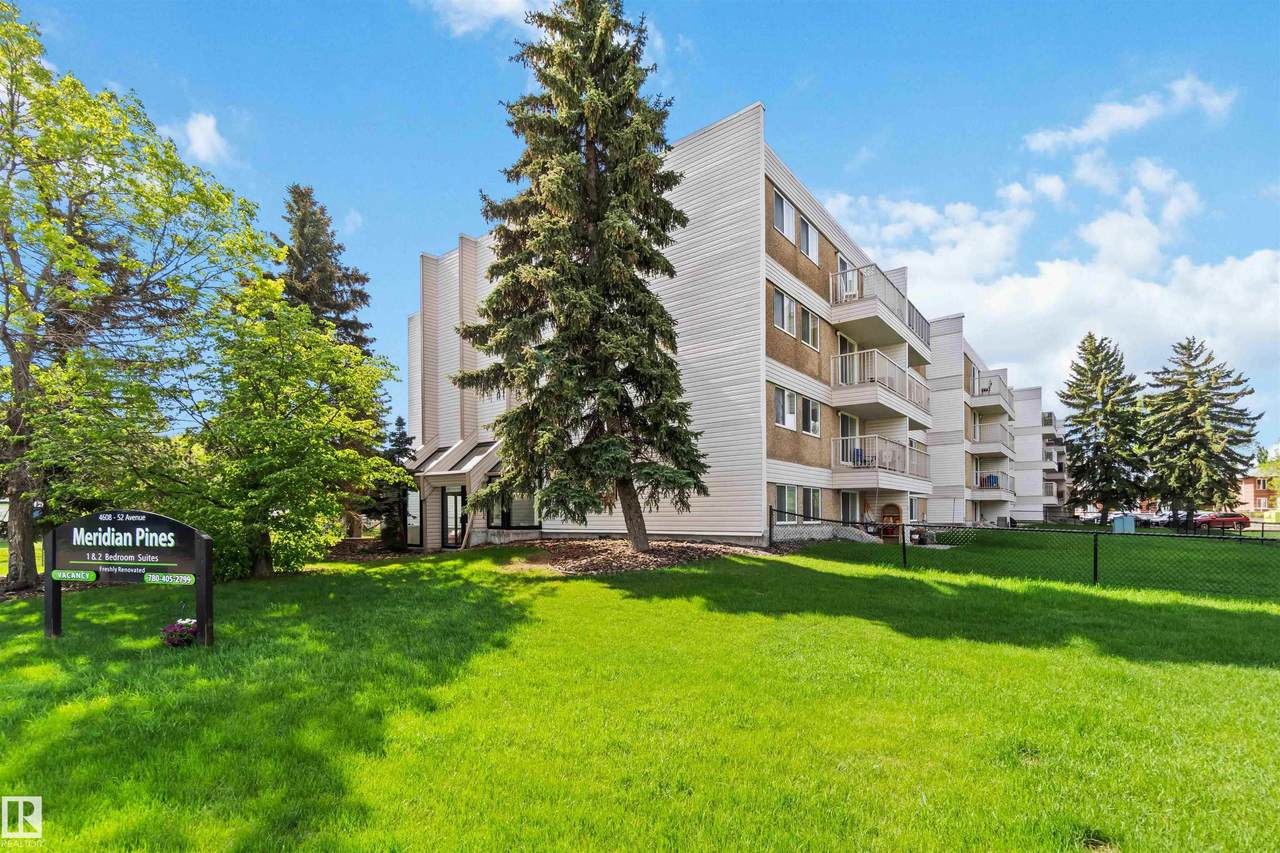 4608 52 Avenue - Photo 1