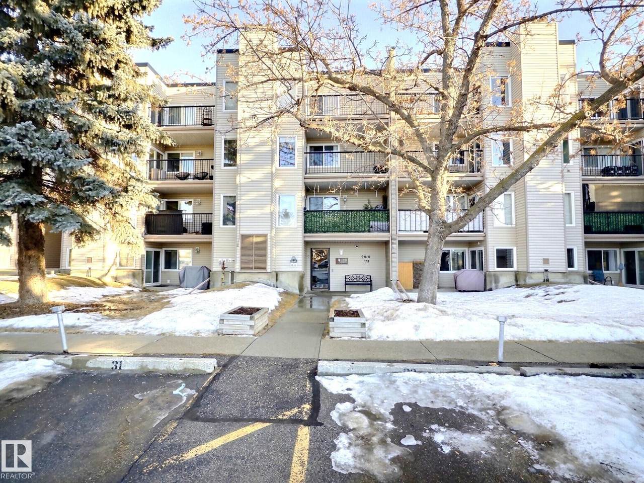 9810 178 Street - Photo 1