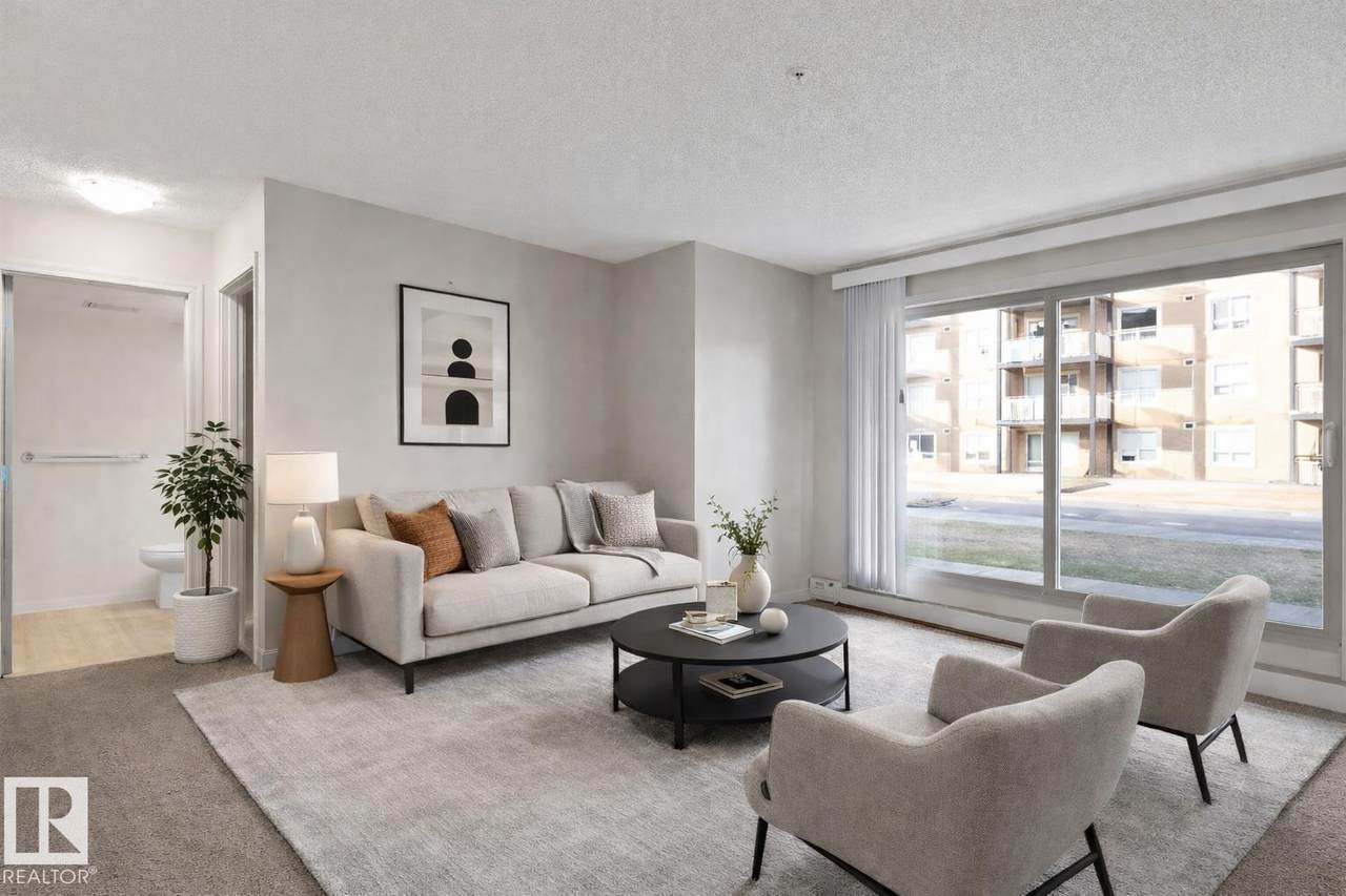 13907 136 Street - Photo 1