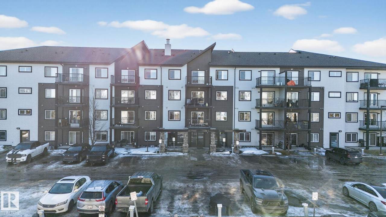 3353 16A Avenue - Photo 1